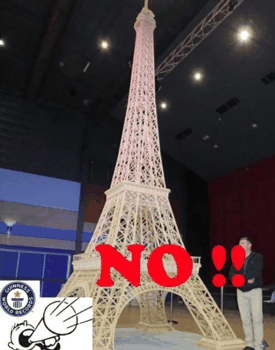 大神花8年用70万根火柴还原埃菲尔铁塔：差点成为年度大冤种