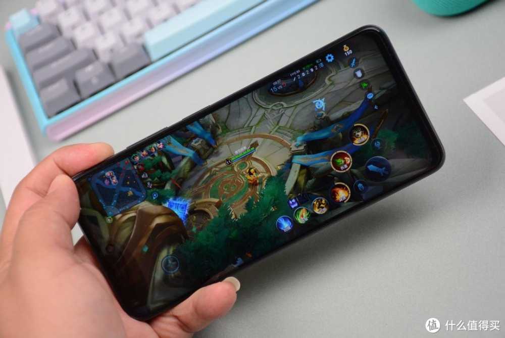 雷军太猛了：12GB+256GB仅1299元，90万性能跑分+5080mAh