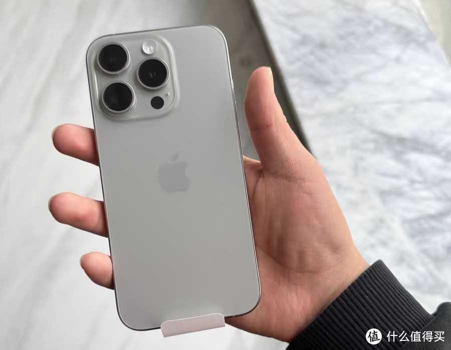 苹果妥协了,年货节跌价1050元,iPhone15Pro到手价仅6949元插图4 苹果妥协了,年货节跌价1050元,iPhone15Pro到手价仅6949元