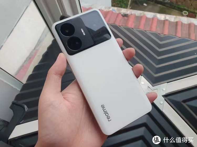 千元性价比之王：150W闪充+索尼IMX890，仅1889元