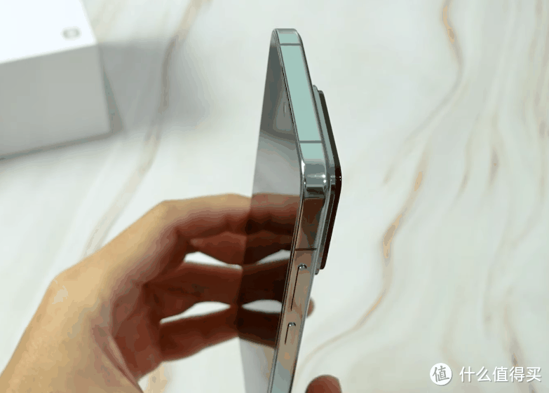 小米14给三星重力一击，16GB+1TB跌价711元，雷军性价比拿捏到位