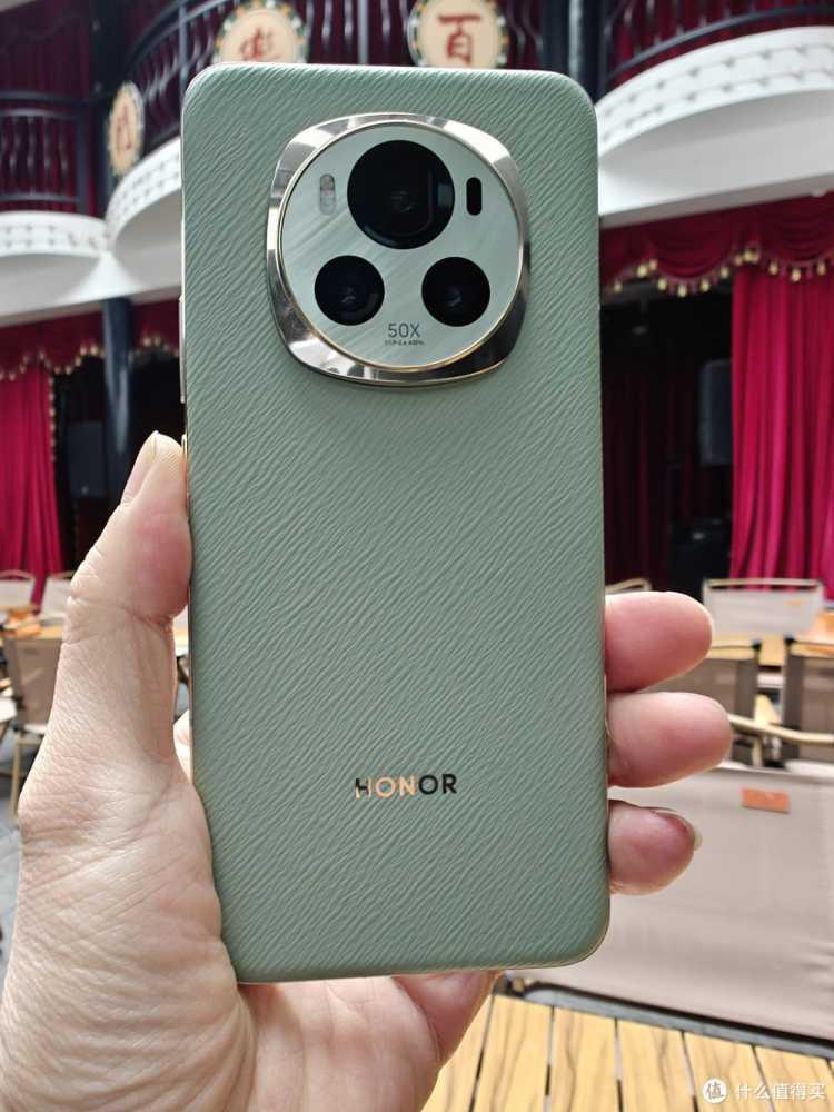 旗舰手机这么多，荣耀Magic6值得买吗？