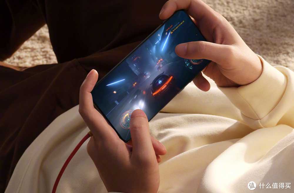 骁龙8Gen2旗舰重回低价,24GB+1TB+150W,顶配版售价更亲民了插图1 骁龙8Gen2旗舰重回低价,24GB+1TB+150W,顶配版售价更亲民了