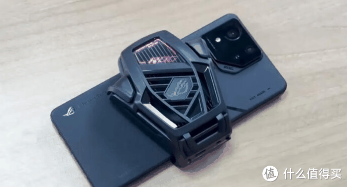 拥有24GB+1TB内存的ROG8 Pro游戏手机让我从此沉迷游戏