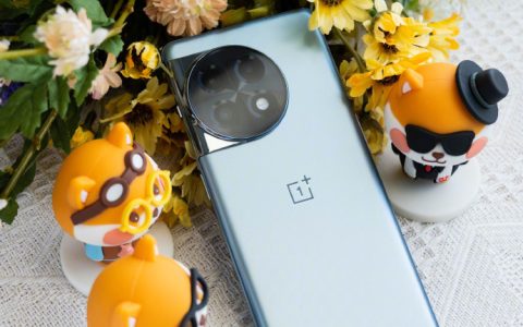 千元机诞生“新机皇”，114万跑分+曲面屏，16GB+512GB仅1945元