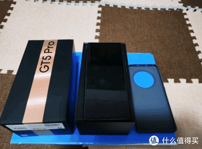 真我GT5 Pro：一款优秀的影像旗舰机