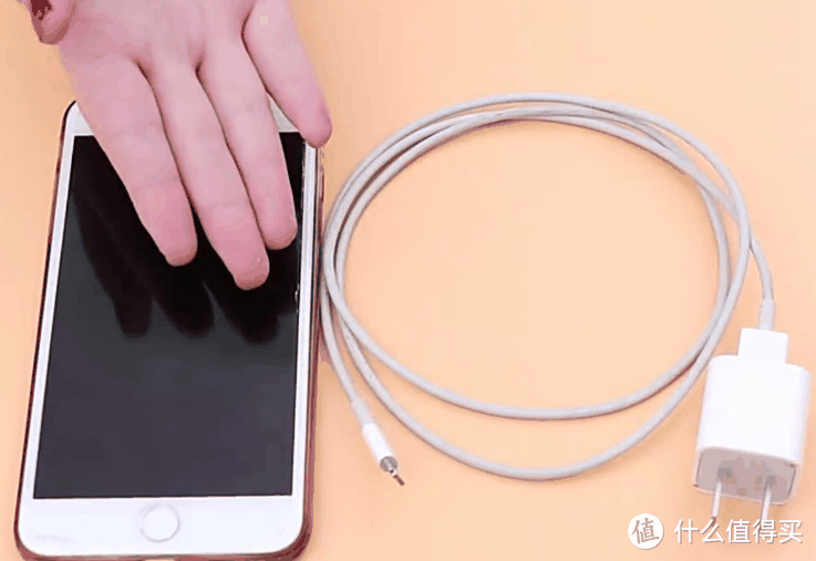 咖哥数码好物 篇五十八:手机电池怎么更健康?充80%还是100%?延长寿命的正确方法是它!插图1 手机电池怎么更健康?充80%还是100%?延长寿命的正确方法是它!