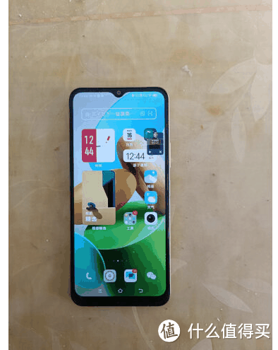 vivo Y35+：一款挺不错的老人机