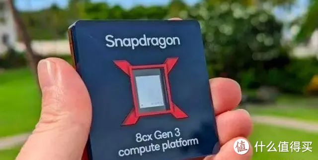红米忍不住了，顶级旗舰开始降价，骁龙8Gen3+24GB内存一个不少