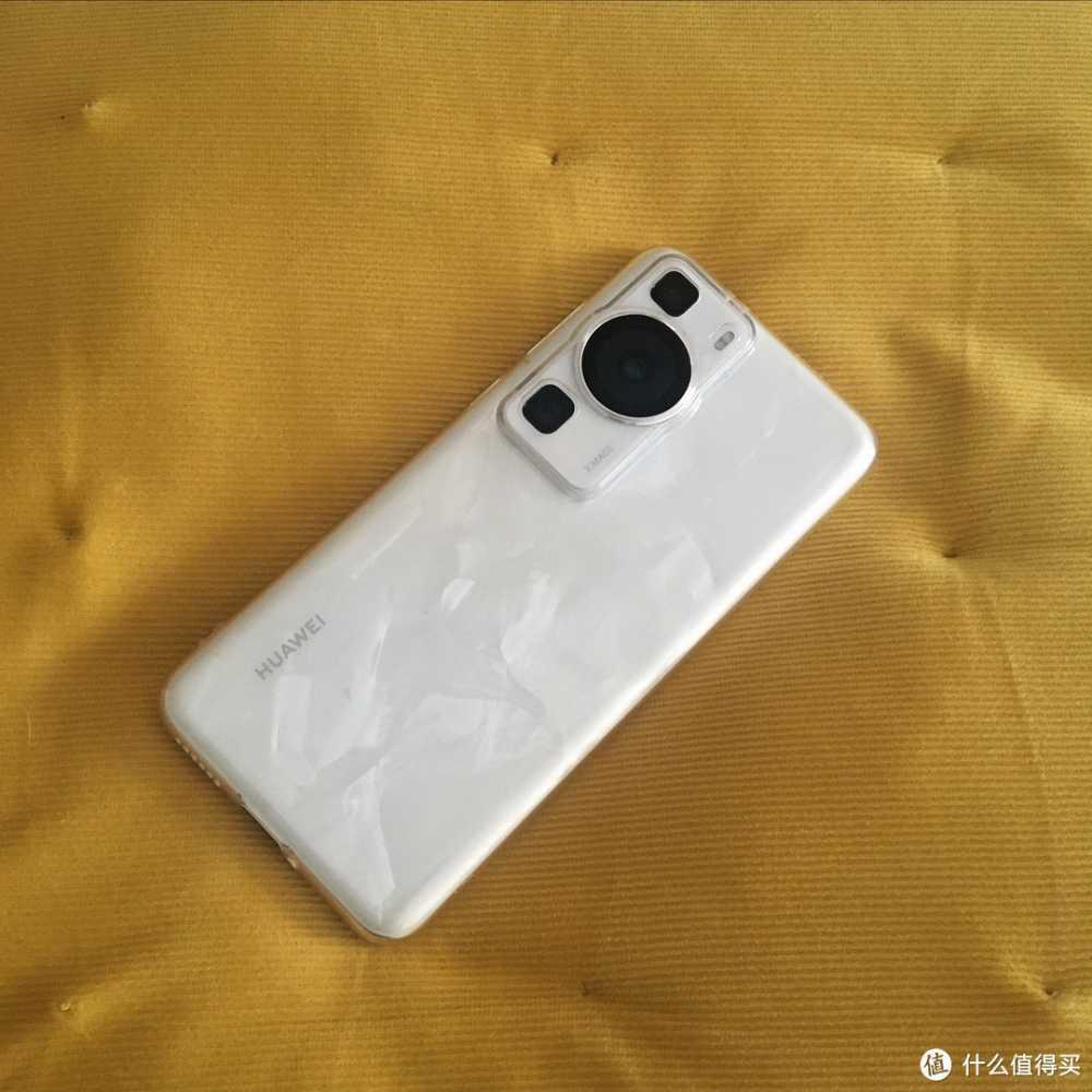 我妈让我别黑华为，丧良心，你们的华为p60聊微信也会发烫卡顿吗？我来问问