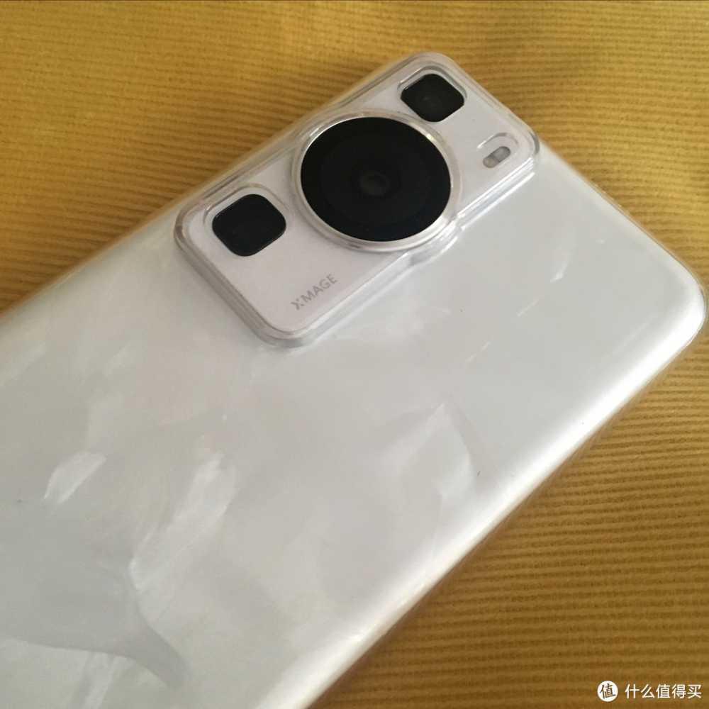 我妈让我别黑华为，丧良心，你们的华为p60聊微信也会发烫卡顿吗？我来问问