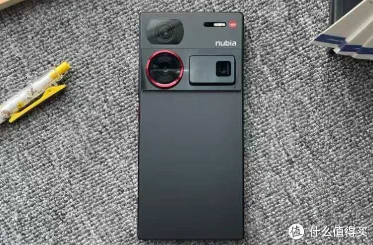 努比亚Z60Ultra首降300元，第三代骁龙8+三OIS主摄+屏下摄像头