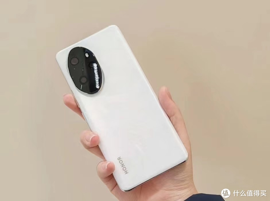 荣耀100Pro与真我GT5：谁更胜一筹？骁龙8Gen2处理器手机大比拼