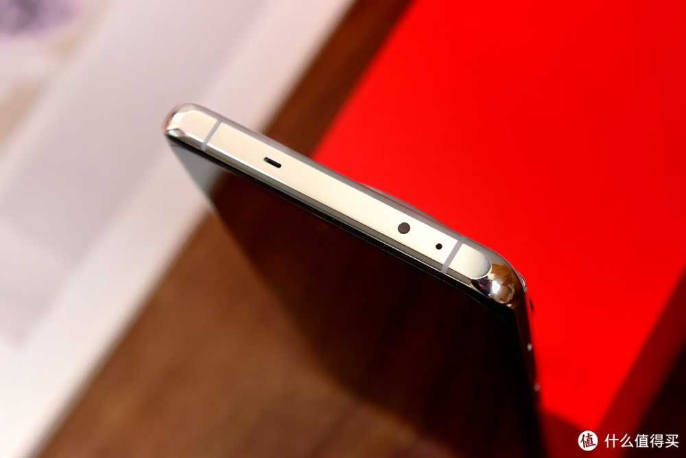 一加十周年数字旗舰，哈苏全焦段超光影加持:一加12上手体验！