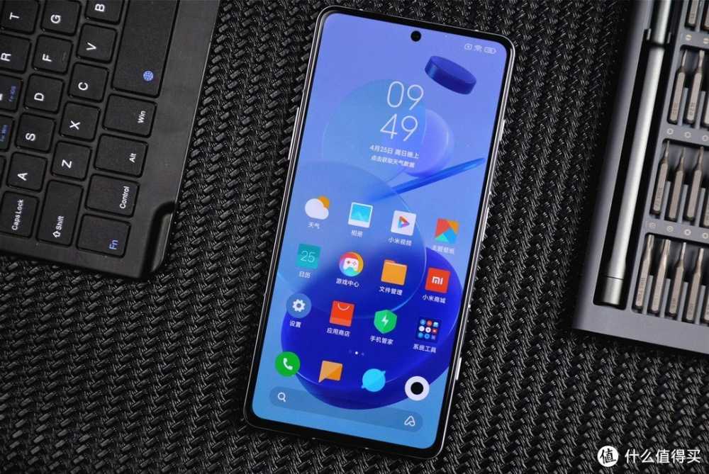 跑分177万，1.5K直屏+120W闪充+天玑9200+双芯，16G大运存2299元！