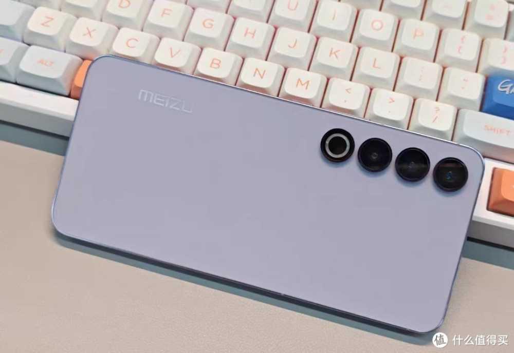 从4799跌至3089，从高端市场跌至中端市场，第二代骁龙8+2K三星屏