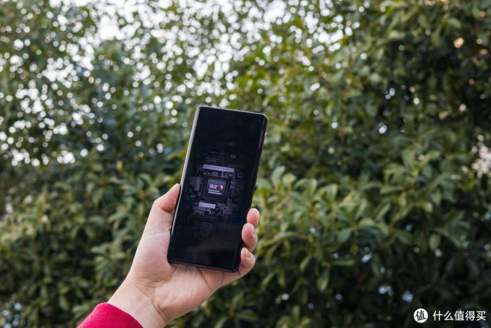 开学季游戏装备大换新，五款值得入手的高性能电竞游戏装备分享