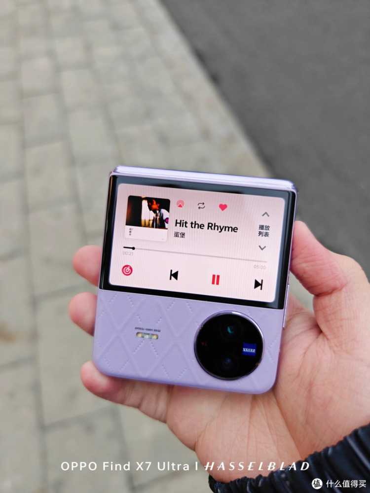 vivo X Flip：精致优雅的直板机体验