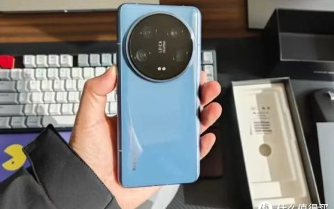 国产最强旗舰：骁龙8Gen3+徕卡影像+5300mAh，雷军太猛了！