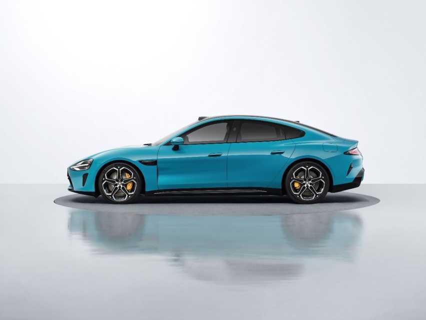 小米首款汽车SU7 会卖多少钱？ 能不能做年轻人的第一款车？