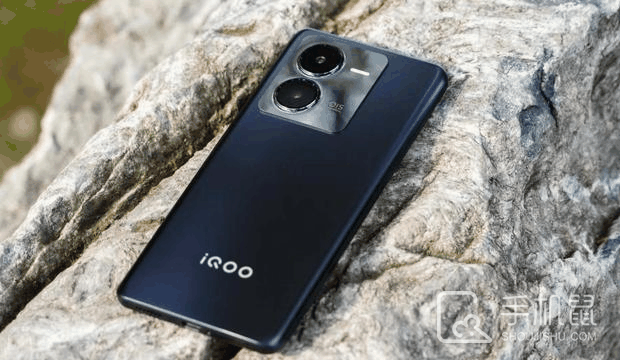 iqooz9怎么双击点亮屏幕？