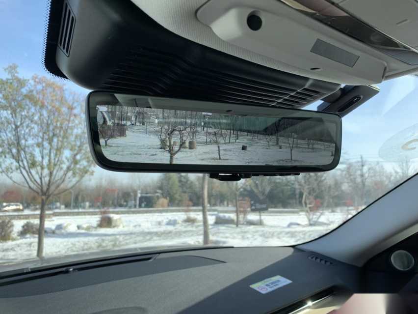 冬季出行，你需要的是一台全能选手 试驾2023款揽胜极光L