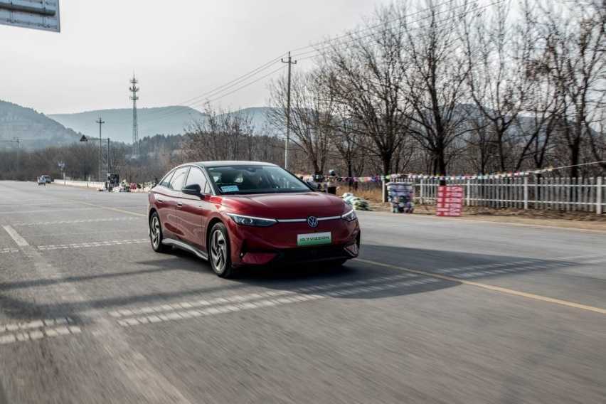 全场最佳！种草宝藏滑雪搭子ID.7 VIZZION