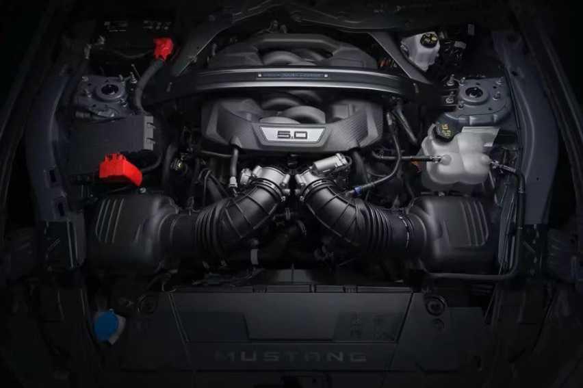 福特“黑马”国内首秀，搭5.0L+10AT，支持合法上路