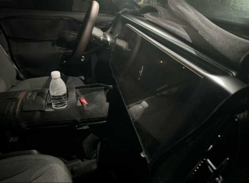 新款高尔夫R官方谍照曝光；国内油价即将上涨