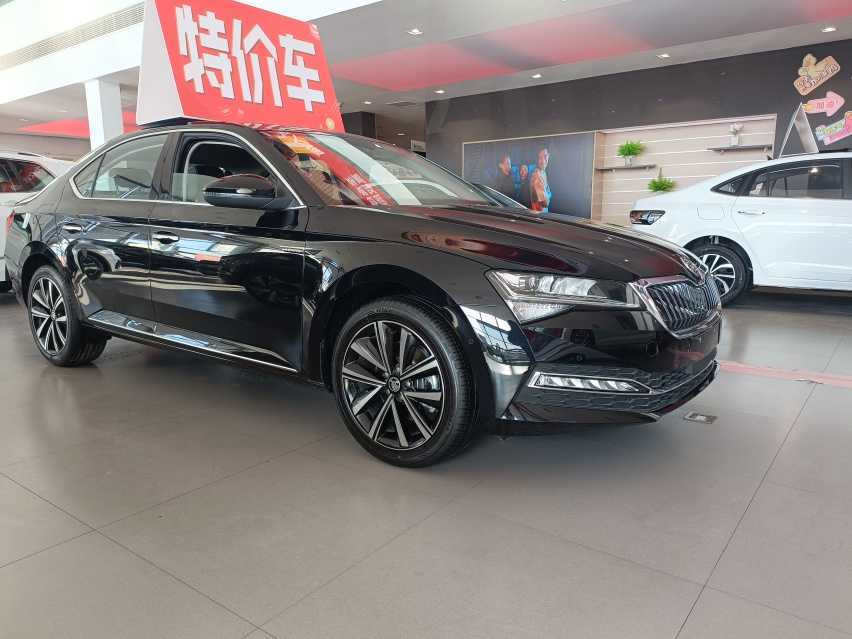 想买德系车10年不换车,它与大众帕萨特同平台新车仅售12万插图1 想买德系车10年不换车,它与大众帕萨特同平台新车仅售12万