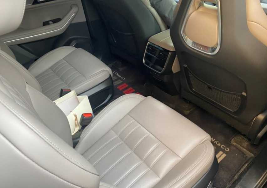 作为领克EM-P车主的我 决定把充电桩和加油站让给你们！