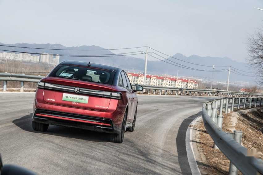 全场最佳！种草宝藏滑雪搭子ID.7 VIZZION