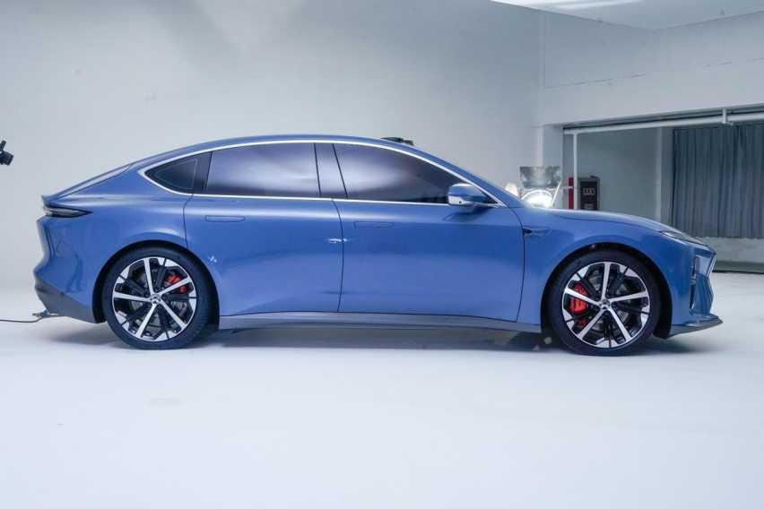 为了清理库存,蔚来ET5从29.8万降至19.8万,终于挥出降价这把刀插图2 为了清理库存,蔚来ET5从29.8万降至19.8万,终于挥出降价这把刀