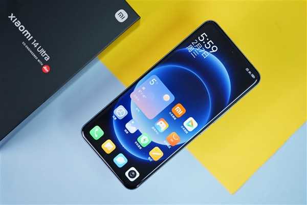 小米2024开年最强旗舰！小米14 Ultra龙晶蓝影像套装图赏