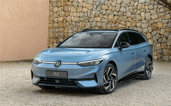 大众首款纯电旅行车!全新ID.7 Tourer发布:续航可达685公里插图 大众首款纯电旅行车!全新ID.7 Tourer发布:续航可达685公里