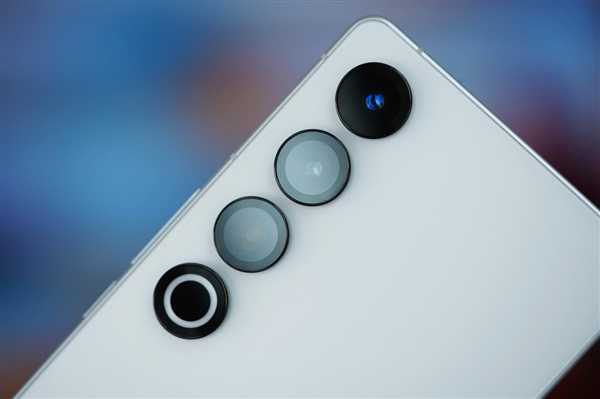 白面板颜值巅峰!魅族21 PRO魅族白图赏插图21 白面板颜值巅峰!魅族21 PRO魅族白图赏