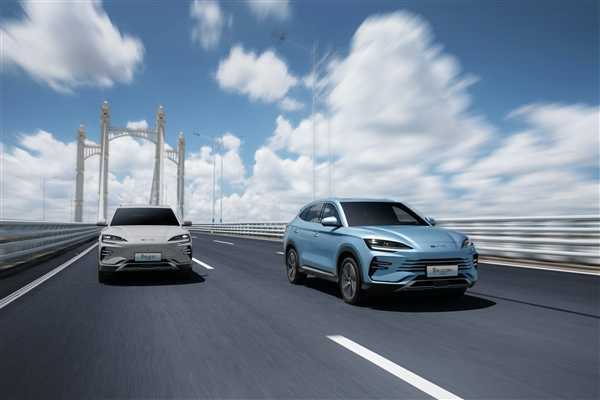 比亚迪杀疯了!宋PLUS DM-i荣耀版价格出炉:起售仅12.98万插图 比亚迪杀疯了!宋PLUS DM-i荣耀版价格出炉:起售仅12.98万