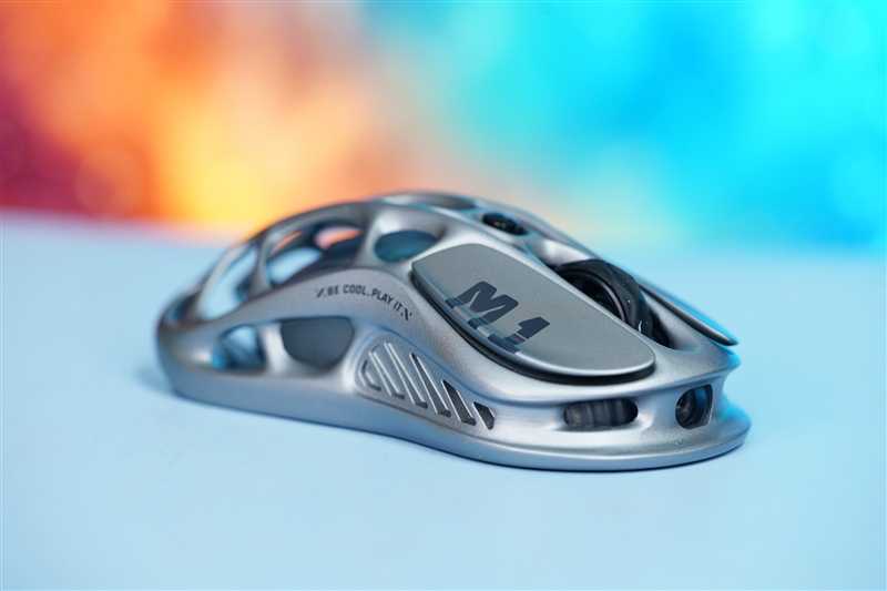 重力星球破茧专业版评测：独一无二的战损风三模鼠标 不止是潮玩更是专业游戏外设