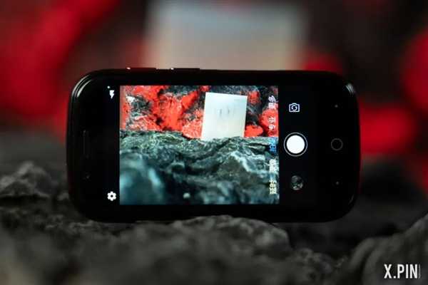 别嫌手机屏幕大了!3寸真小屏手机来了 我怕你把持不住插图22 别嫌手机屏幕大了!3寸真小屏手机来了 我怕你把持不住