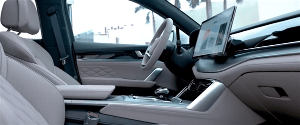 比亚迪汉唐荣耀版新配色公布！携手彩通发布三款国潮代表色