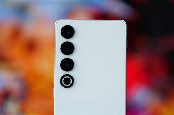 白面板颜值巅峰!魅族21 PRO魅族白图赏插图19 白面板颜值巅峰!魅族21 PRO魅族白图赏