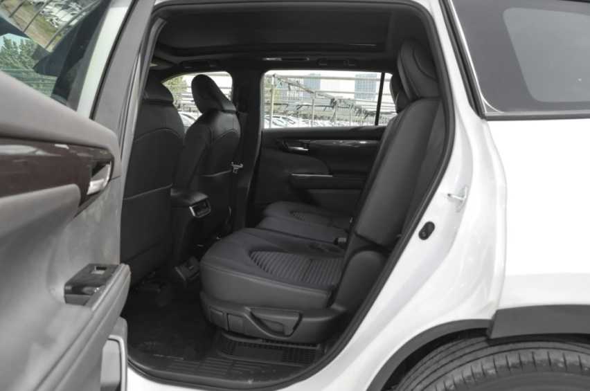 2.0T大马力E混动 vs 2.5L双擎，混动只要“省油”就够了吗插图8