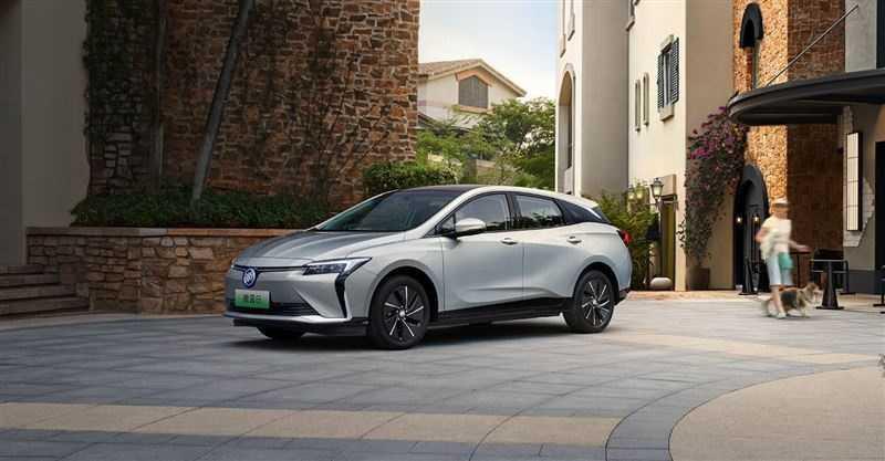 轻松满足通勤需求，10万元级两款大牌纯电动车推荐