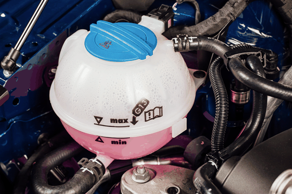 17岁女孩误喝防冻液致多器官衰竭：医生用5斤白酒救命