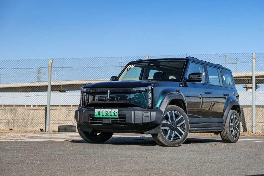 纯电四驱+方盒子真能越野？奇瑞iCAR 03试驾体验