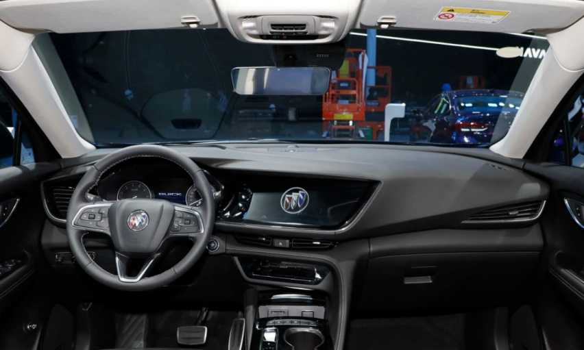 预算20多万买SUV，中型别克昂科威对比紧凑型本田CRV，孰优孰劣？