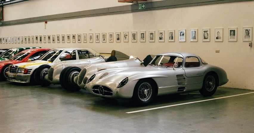 70年前的“鸥翼”传奇！梅赛德斯-奔驰300SL生日快乐插图14