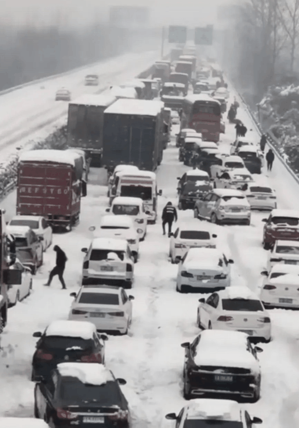 你们不是说纯电才“先进” 怎么都来搞增程了