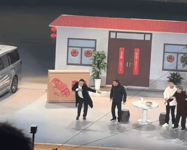 丝滑到出神入化!科目三完整版来了:一般人真跳不来插图1 丝滑到出神入化!科目三完整版来了:一般人真跳不来