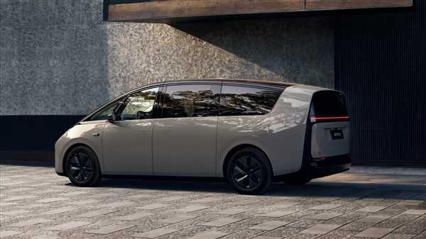 理想MEGA大象灰首次亮相！50万+买吗